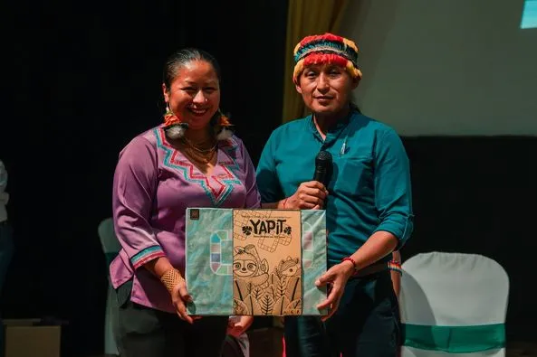 ¡14 mujeres Shuar se graduaron en bisutería y alambrismo!