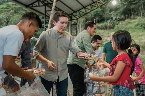 ¡ Agasajamos a nuestros niños y familias!