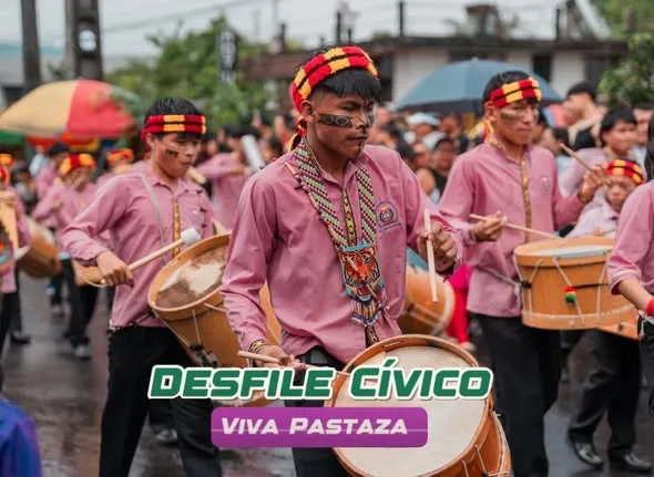 ¡Un desfile cívico que resaltó el amor a Pastaza!