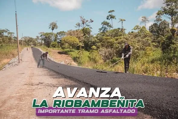 Transformamos la vialidad en El Triunfo. Se nota el cambio !!!